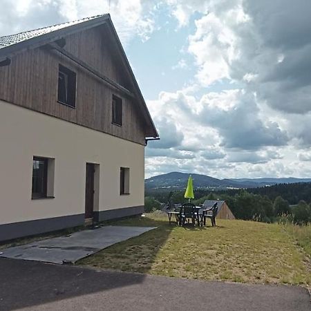 Apartman U Lebedu Lejlighed Strazny Eksteriør billede